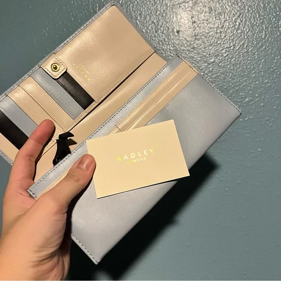 Radley London Dog Outline Blue Wallet - Picture 13 of 16